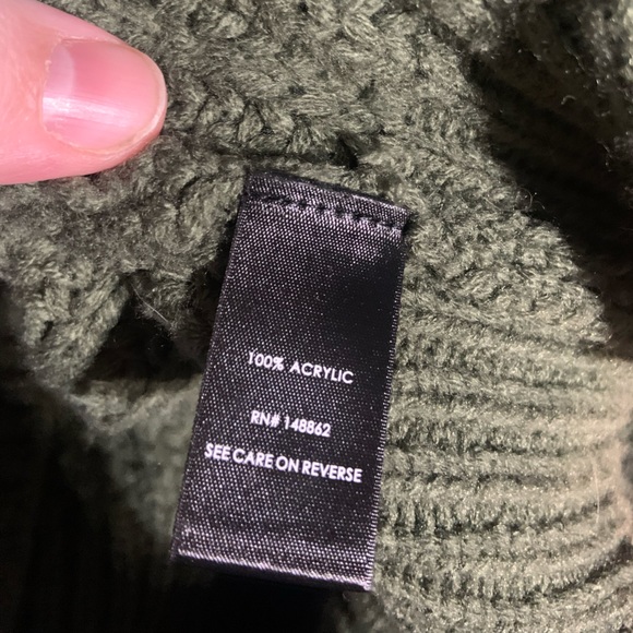 Cable Green tied back sweater - Picture 9 of 14